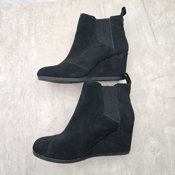 Toms Ankle Wedge Boots Sz 6 Black Suede Minimalist Casual Desert Chelsea Booties - Picture 6 of 10